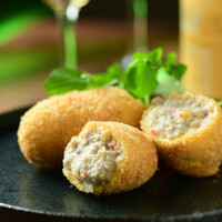 ズワイガニのクリームコロッケ（2ヶ）