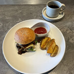 RESTAURANT SALT - 【数量限定】 『SALT BURGER￥1500』 『HOT COFFEE¥440』