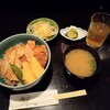 四季魚貝料理 活増 - 上ロース網焼丼