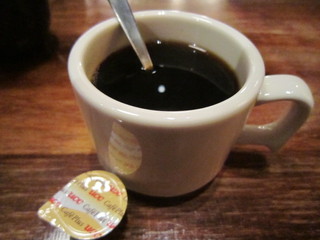 Shinki - コーヒーはセルフです