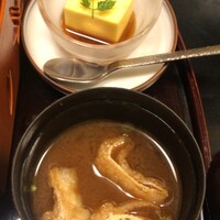はし本 - 玉子豆腐じゃなくて、プリンと味噌汁