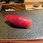 寿し道 桜田 - 赤身、マグロは北海道戸井、延縄、90kg