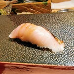 寿し道 桜田 - 答志島の鰆は藁焼き