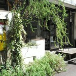 みちくさ食堂 - 外からパチリ