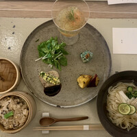 エヴァム・エヴァ・ヤマナシ・アジ - 