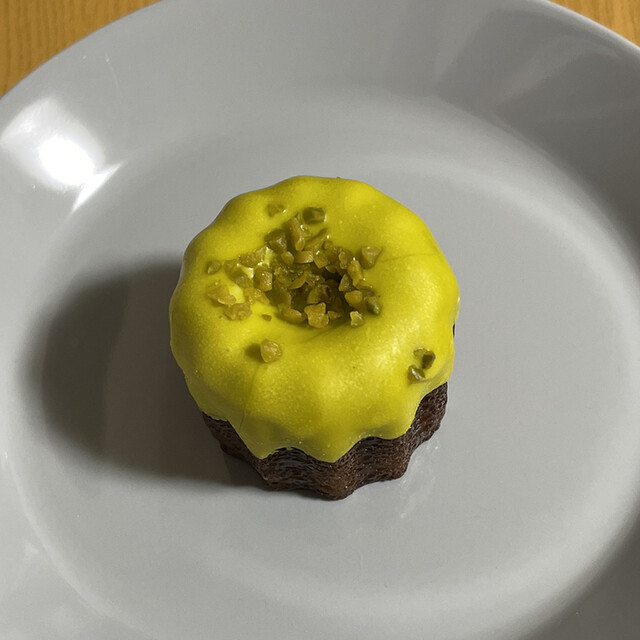 リッツのカヌレを食べてみた By Addict ザ リッツ カールトン カフェ デリ The Ritz Carlton Cafe Deli 六本木 カフェ 食べログ