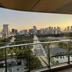 パレスホテル東京 - バルコニー景色　夕方