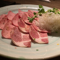 李昇 本館 - 塩タン、塩アゴ