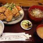 内山屋 - 料理写真:唐揚げライスと半蕎麦