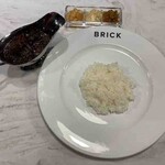 BRICK - 黒毛和牛三角バラ3個カレー