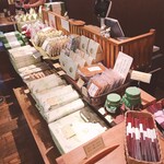 そばの実 - お土産用もあります