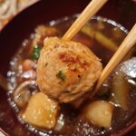 蕎麦切り 酒 大愚 - つけ汁の鶏つくね。