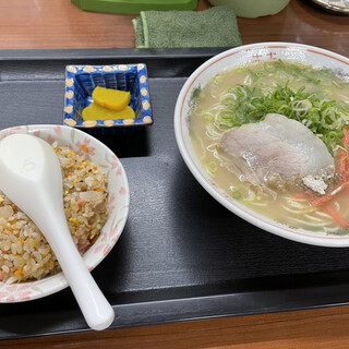 福岡市博多区でおすすめの美味しいかつ丼 かつ重をご紹介 食べログ 福岡市博多区でおすすめの美味しいかつ丼 かつ重をご紹介 食べログ