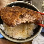 Buta Ryouri Semmon Ten Tonjisukan Tonto - 大判メンチカツ定食¥1.100