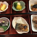Kachidokibashi Maeda - 盛り合わせ定食の6品