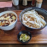 Kakiya Udon - なす肉汁うどん  黒    ¥700