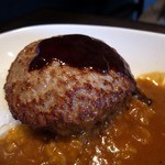 カリー軒 - ハンバーグカレーのハンバーグアップ