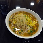 仁吉 - 麺はモチモチツルツル