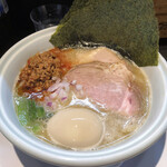 らーめん三極志 - 特製家系ラーメン(1,100円)