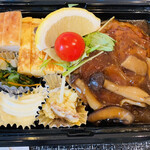 Azabu Sawachou - おにぎり弁当(平日限定15個)　¥700-