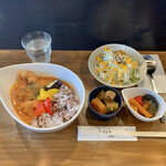 itaya cafe - 本日のlunchプレート（バターチキンカレー）(\850)