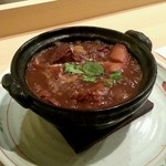 稲荷町髙はし - ハーブ豚の赤味噌ワイン煮