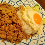 タイ屋台料理 ティーヌン - 