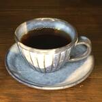 MAGATANIA - やさしいフェアトレード有機コーヒー（注文時にお好みのカップを選べます♪）