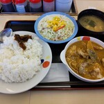 Matsuya - マッサマンカレー・生野菜セット