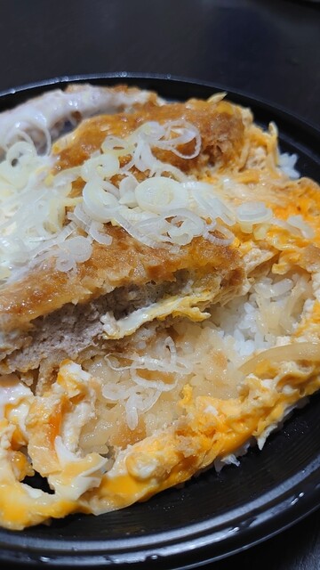 かさねや 仙台中山店 - 東北福祉大前（とんかつ）の写真