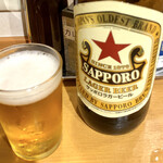 ほていちゃん - 瓶ビール 赤星 大瓶 410円。これは都内じゃ間違いなく安い（カウンター限定）