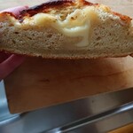 VIRON - じゃがいもとチーズのフォカッチャ