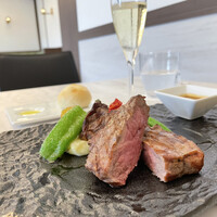 R1 TOKYO Bar&Restaurant - 