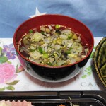 Iidaya Shokuhin - ワカメスープにネギとミョウガを入れて　(^^)