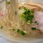らーめん千太 - しおらーめんの麺