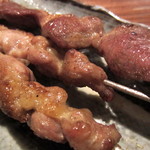 和酒 まん月や - せせり、ひっぷ。