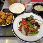 四川厨房 随苑 - 牛肉の黒胡椒定食750円（ランチは、鶏唐揚げ４個、炒飯ほかは食べ放題）