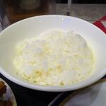 四川厨房 随苑 - 牛肉の黒胡椒定食750円（ランチは、鶏唐揚げ４個、炒飯ほかは食べ放題）