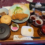 パレス和光 - ビフカツ定食