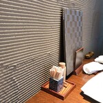 手打ち蕎麦 三乗 - 奥のテーブル席