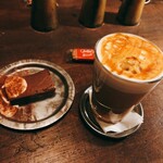 エース コーヒー ロースター - キャラメルラテ／ショコラテリーヌ