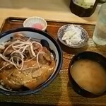 Tonkatsu Miyoshi - 豚丼定食