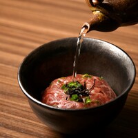 昆布〆牛茶漬け