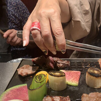純和牛焼肉 無限亭。 - 焼肉指輪してる人がw