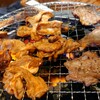 Ichinomiya Gurume Yokochou - 味噌ホルモンと牛を焼いて