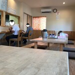 はじめ食堂 - 店内