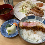 幸楽 - ・ロースとんかつ(松) 3,500円/税込
            ※ご飯、お新香、赤出汁付き