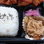 Amakaratei - 自家製唐揚げ弁当 500円税込