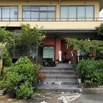ぴーぷ留 - お店の入口
