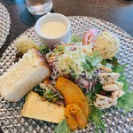 CONNESSO okazaki - 国産野菜のデリ盛合わせ